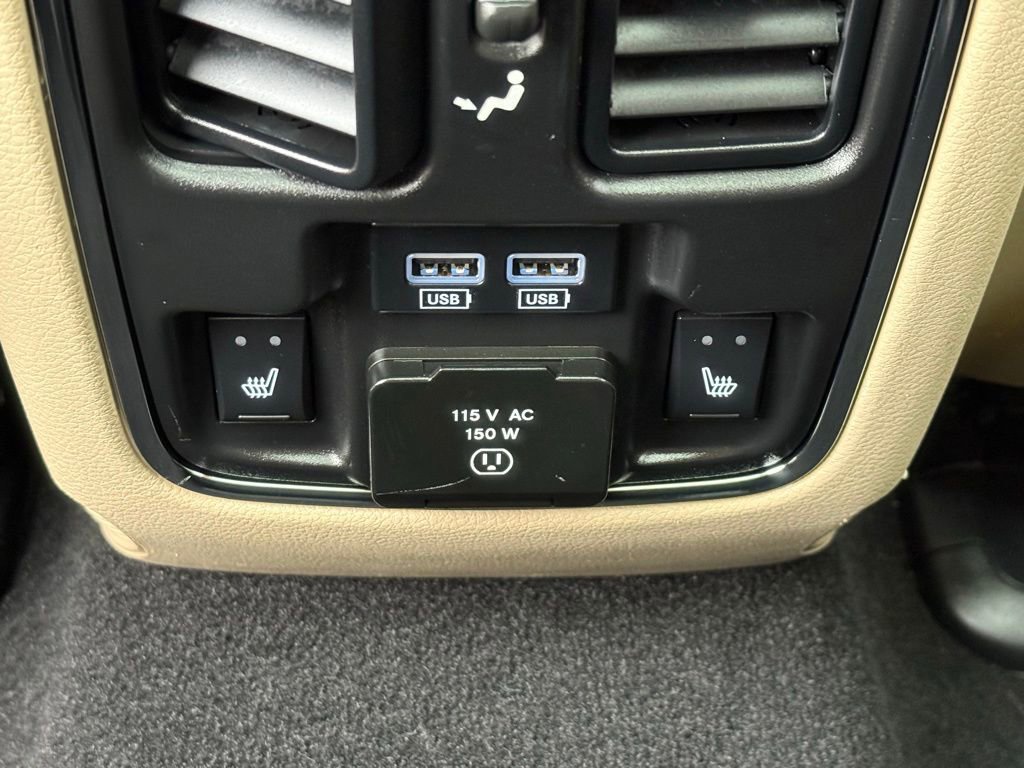 Used 2019 Jeep Grand Cherokee Limited w/ Luxury Group II AWD/4WD image 15