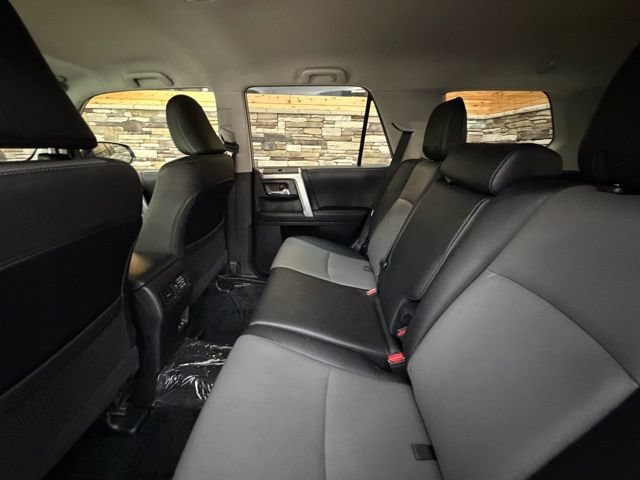Used 2022 Toyota 4Runner SR5 Premium AWD/4WD image 30