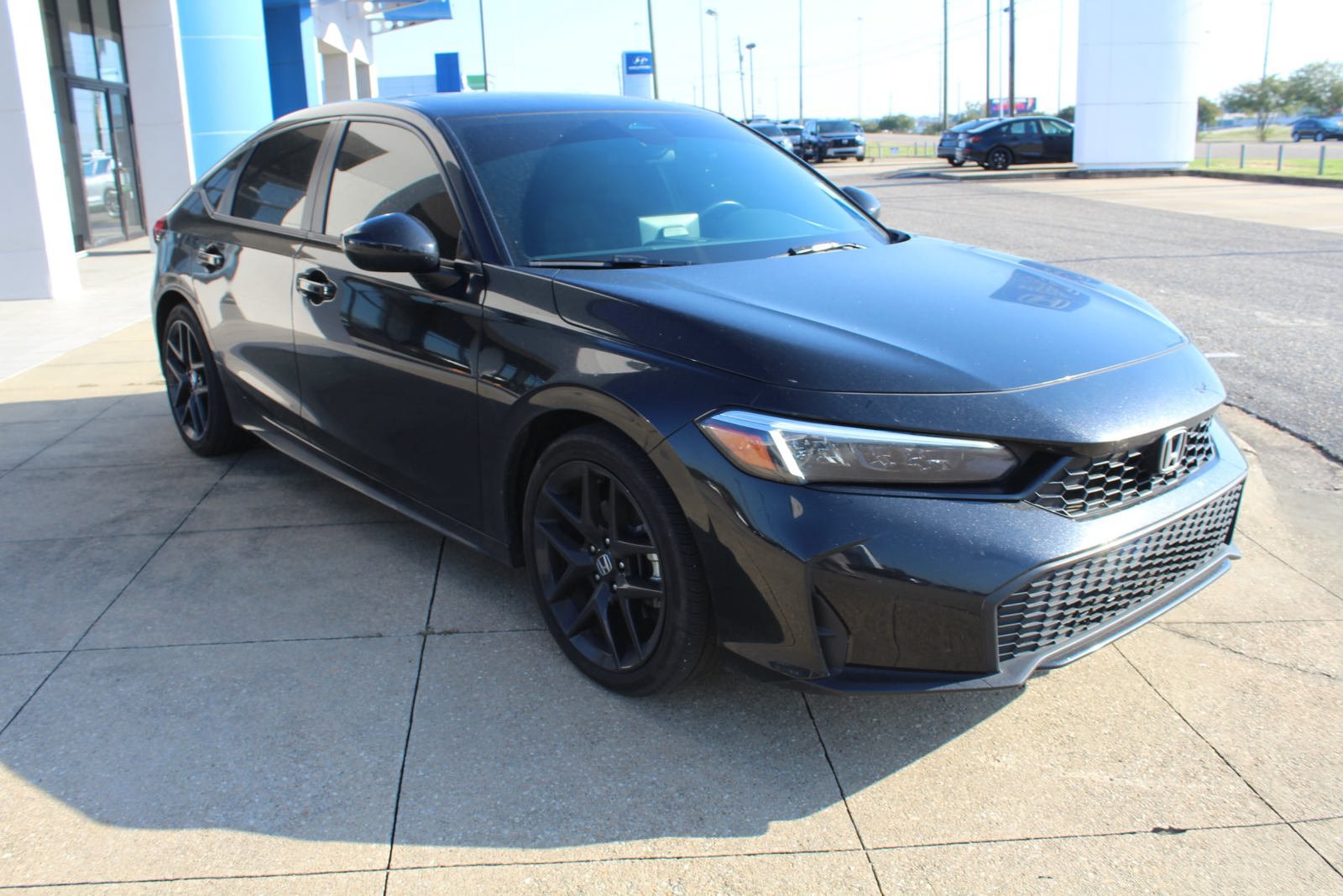 Used 2025 Honda Civic Sport image 1