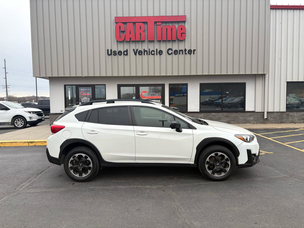Used 2021 Subaru Crosstrek 2.0i image 1