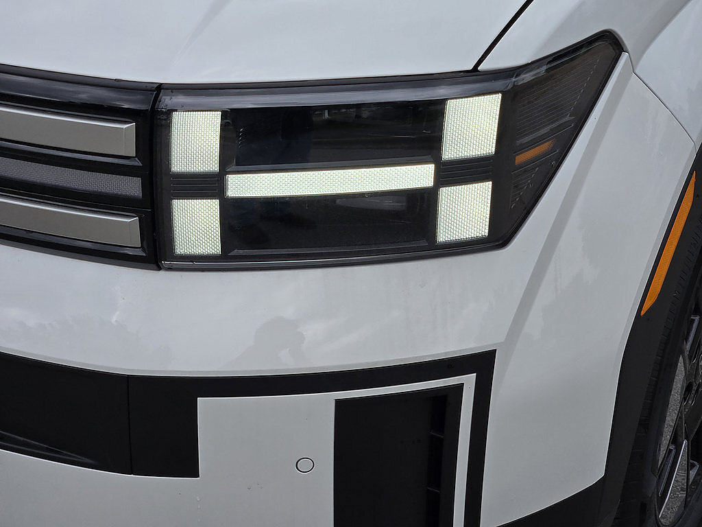 New 2026 Hyundai Santa Fe SE FWD image 10
