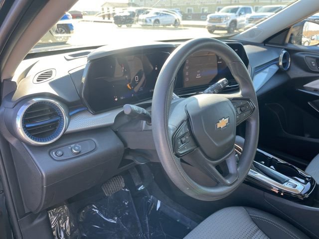 Used 2024 Chevrolet Trax LT image 16