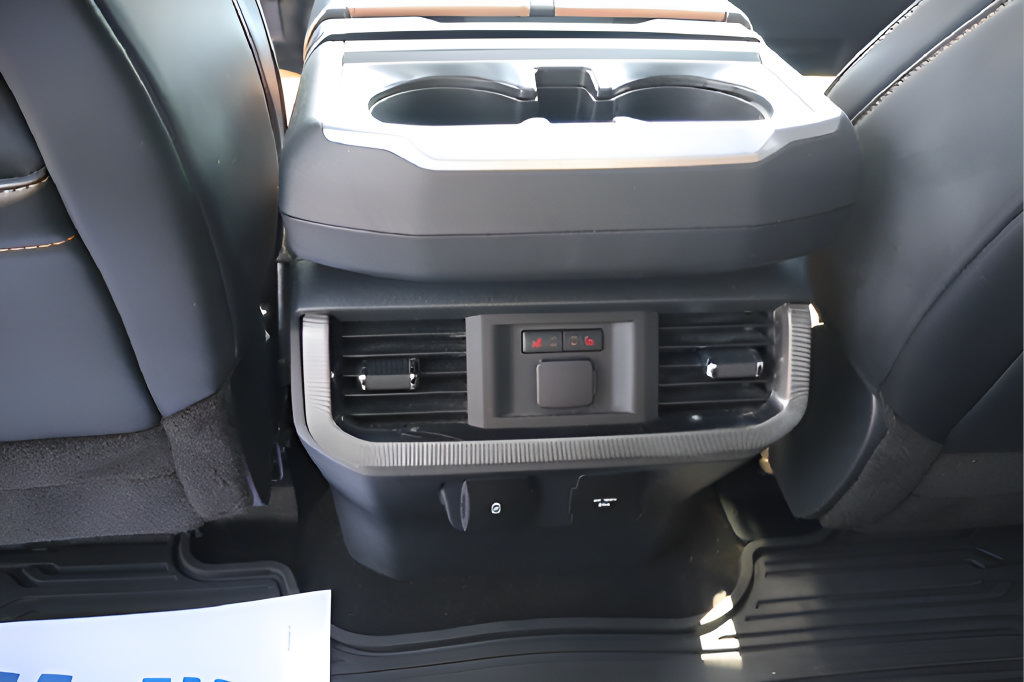 Used 2022 Ford F150 Platinum w/ Equipment Group 701A High AWD/4WD image 29