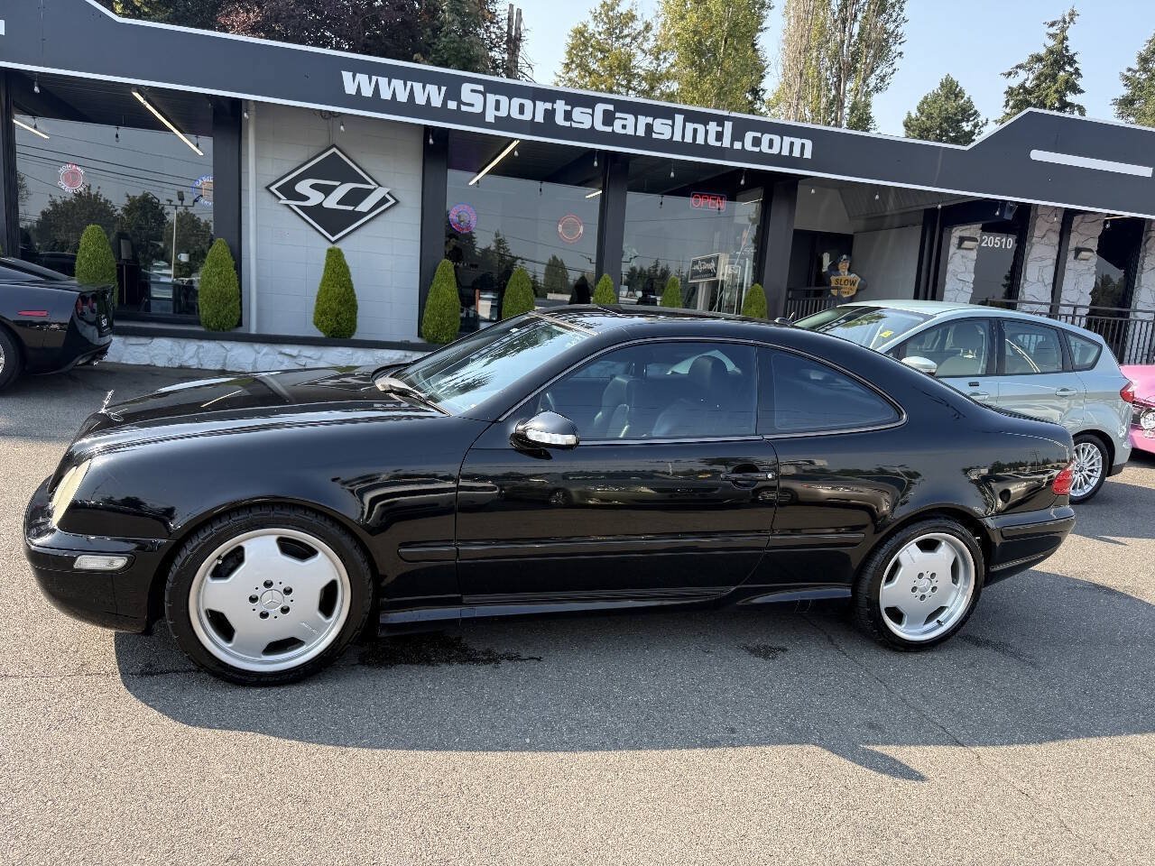 Used 2002 Mercedes-Benz CLK 55 AMG Coupe image 3