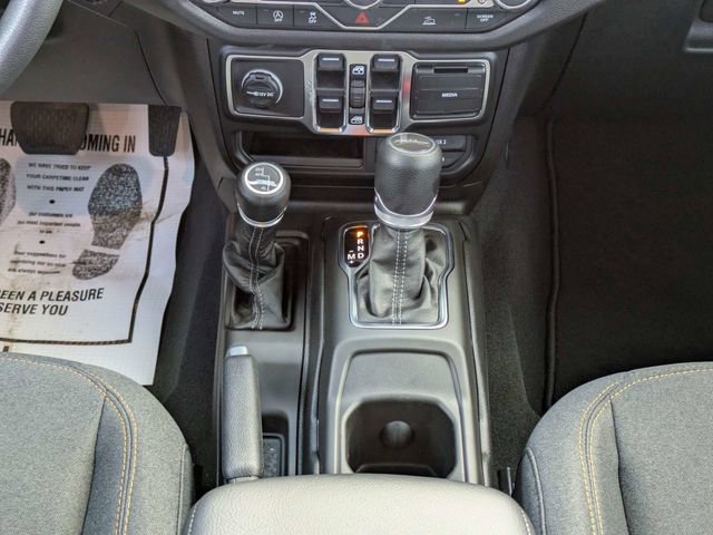 New 2026 Jeep Gladiator Sport AWD/4WD image 19