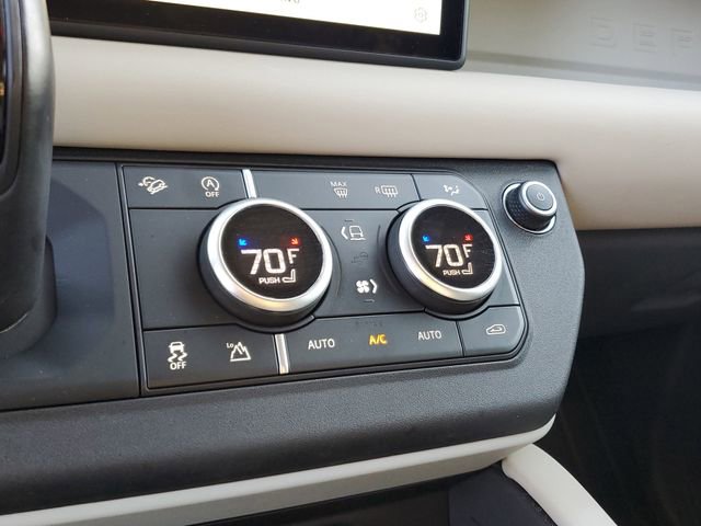 Used 2024 Land Rover Defender 110 S image 22