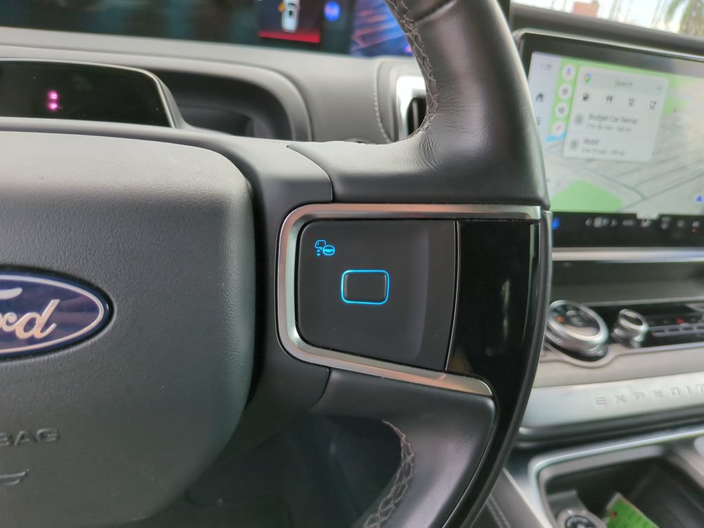 Certified 2025 Ford Expedition Platinum AWD/4WD image 34