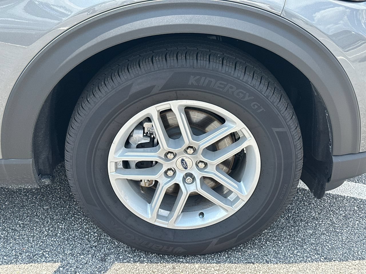 New 2026 Ford Explorer Active w/ Active Comfort Package RWD image 12