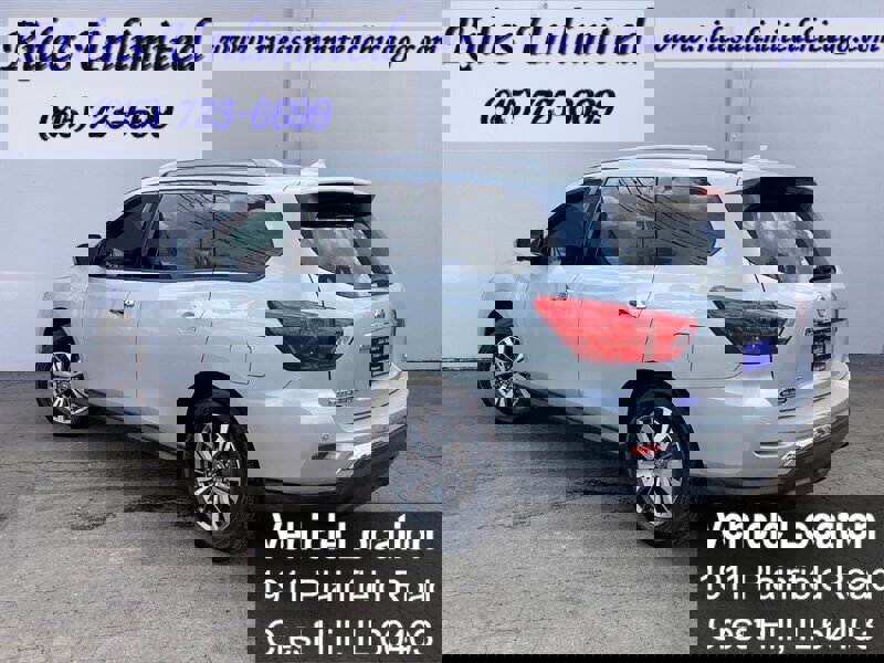 Used 2019 Nissan Pathfinder SL image 5