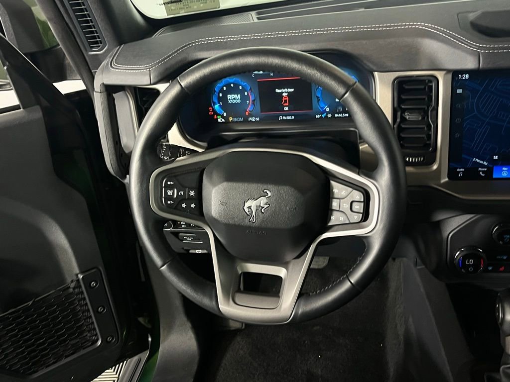 Used 2025 Ford Bronco Outer Banks image 15