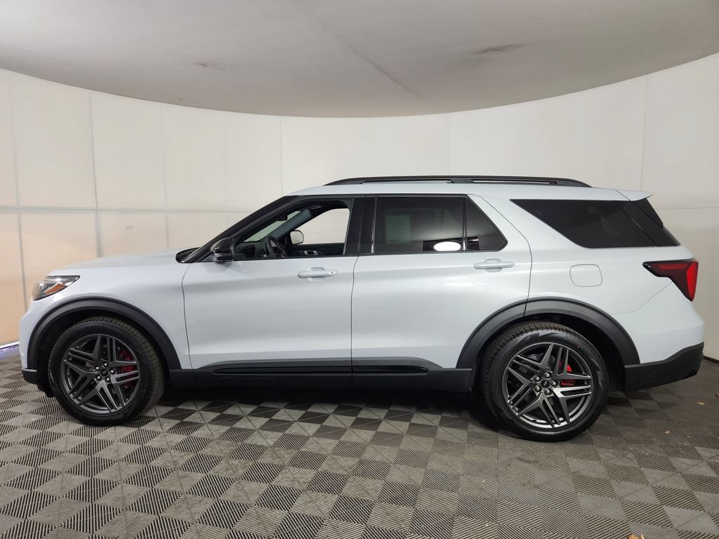 New 2026 Ford Explorer ST w/ Sun And Sound Package AWD/4WD image 4