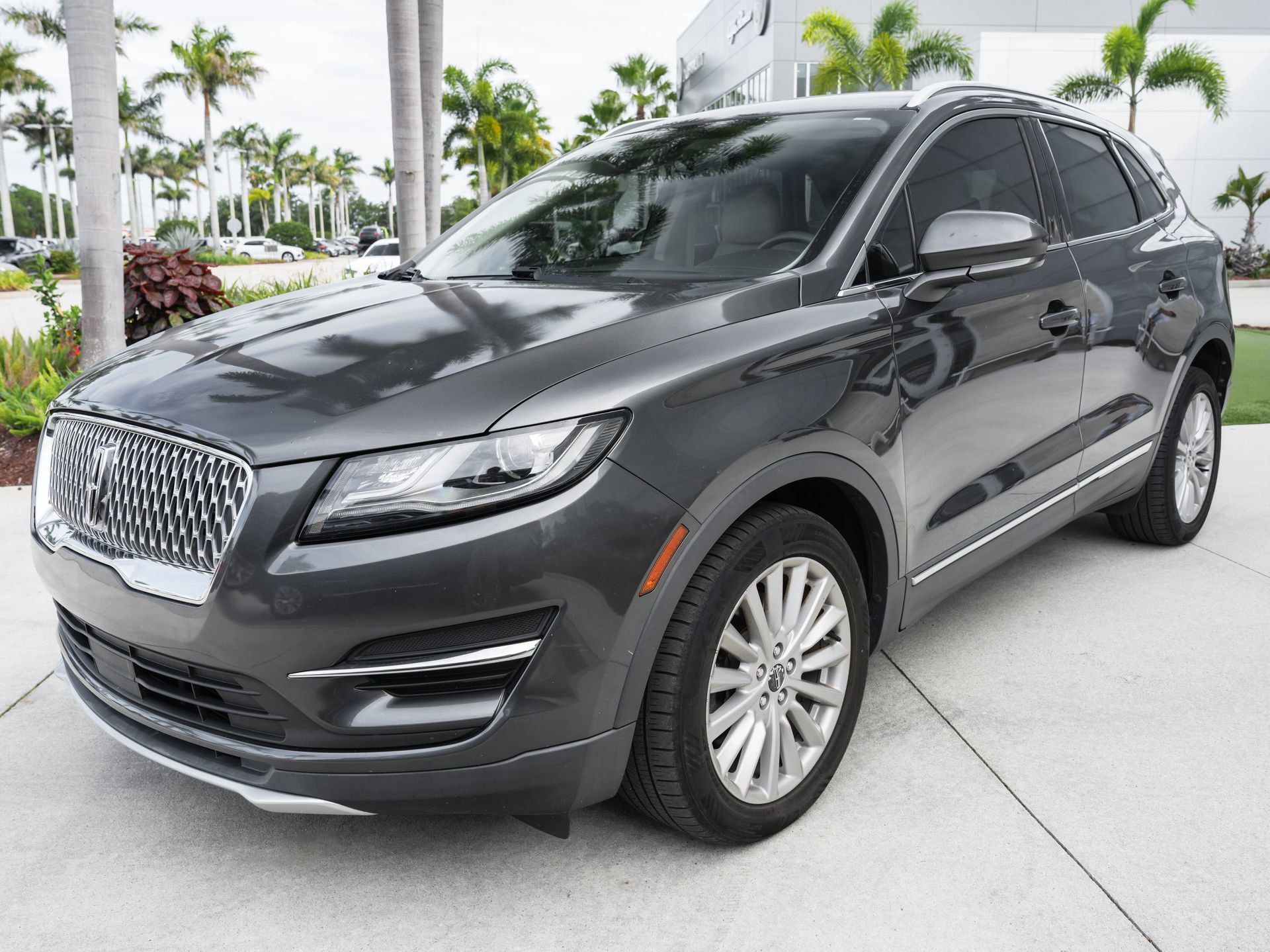 Used 2019 Lincoln MKC Premiere FWD image 6