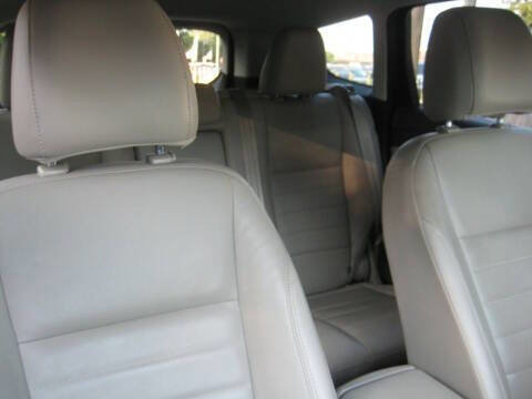 Used 2014 Ford Escape Titanium image 17