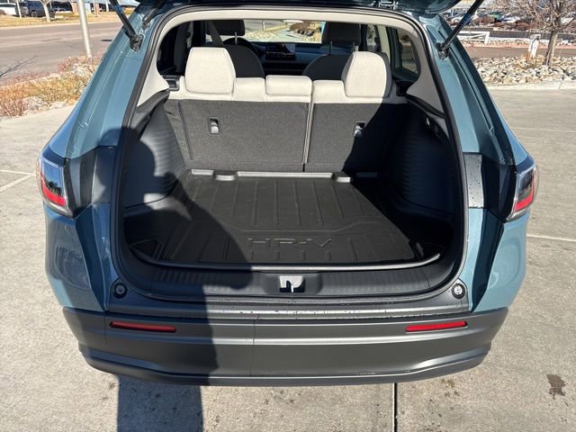 Used 2026 Honda HR-V LX image 9