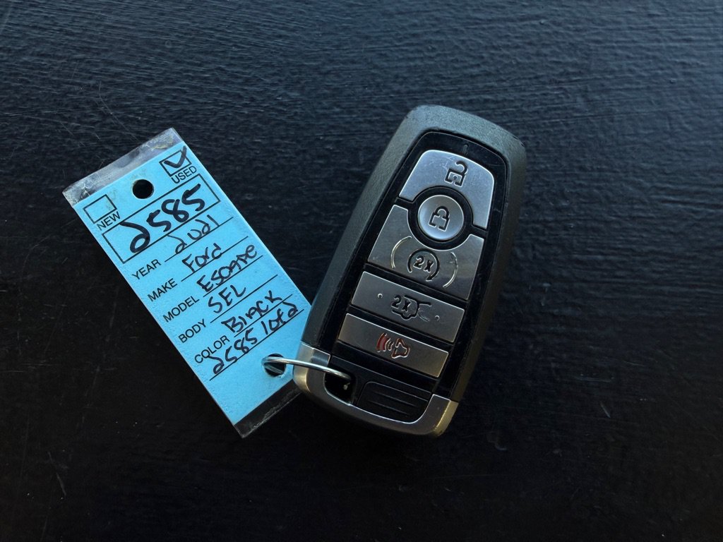 Used 2021 Ford Escape SEL FWD image 21