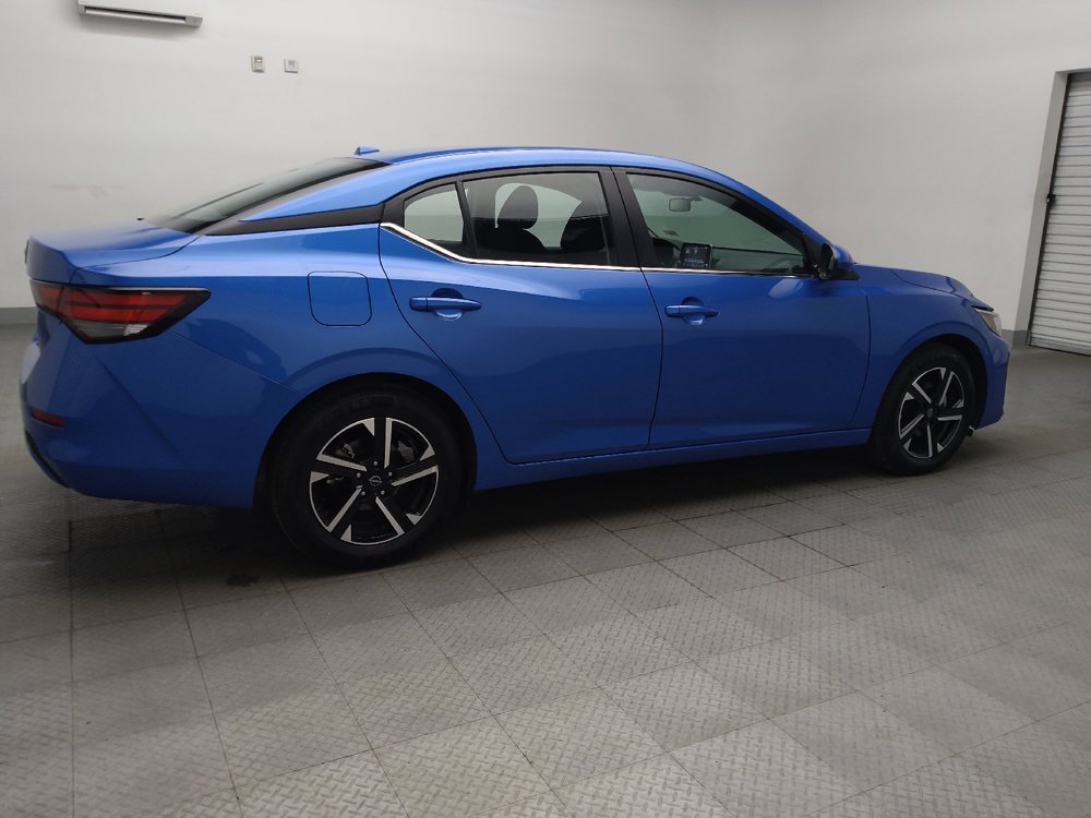Used 2025 Nissan Sentra SV FWD image 10