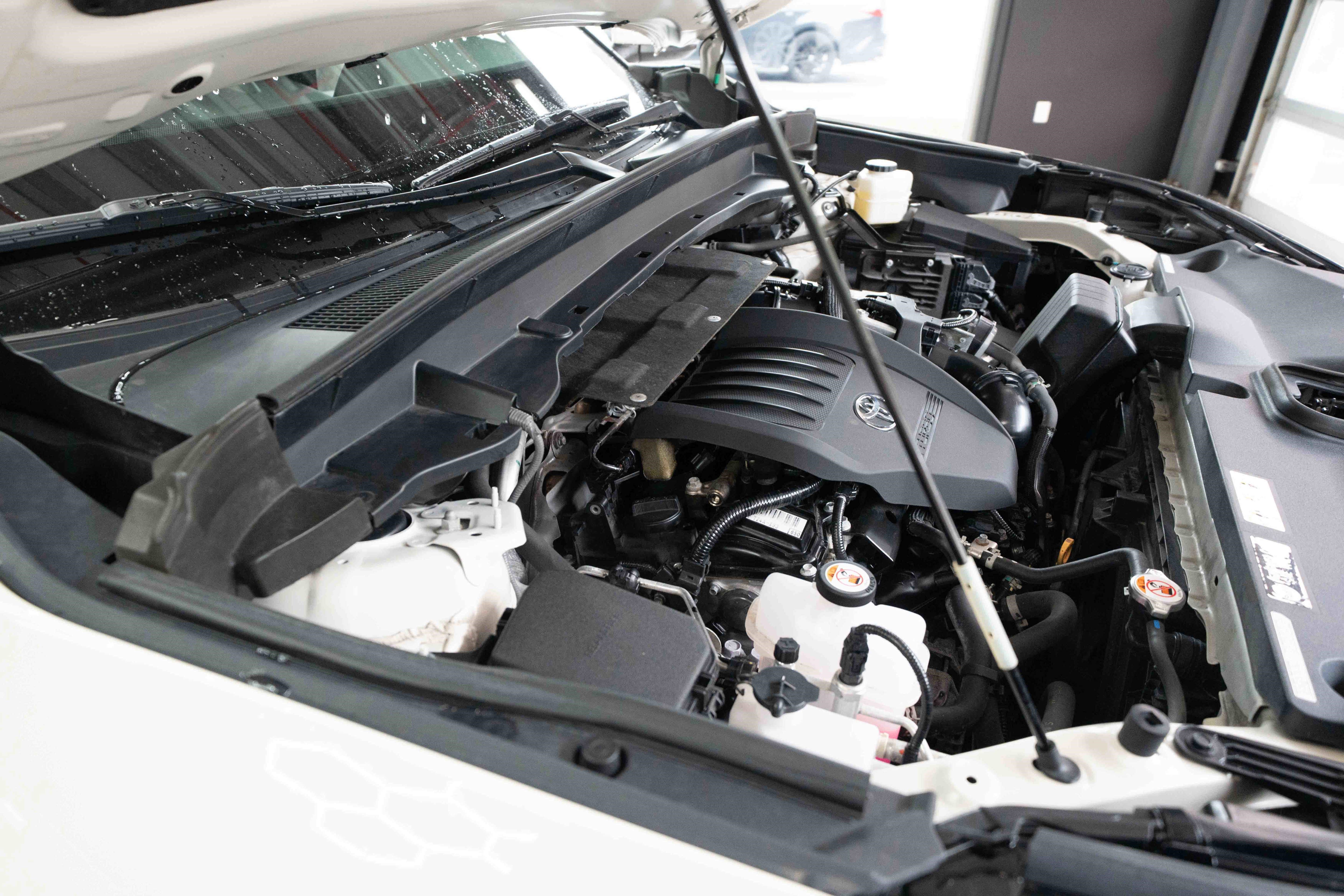 Used 2024 Toyota Grand Highlander XLE image 33