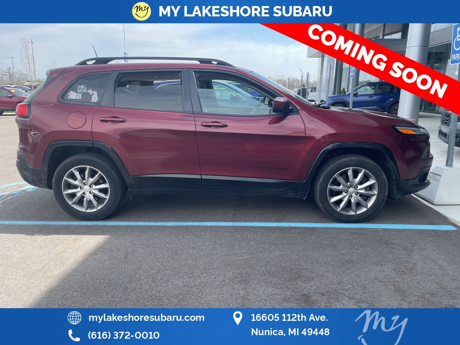 Used 2018 Jeep Cherokee Latitude AWD/4WD image 11