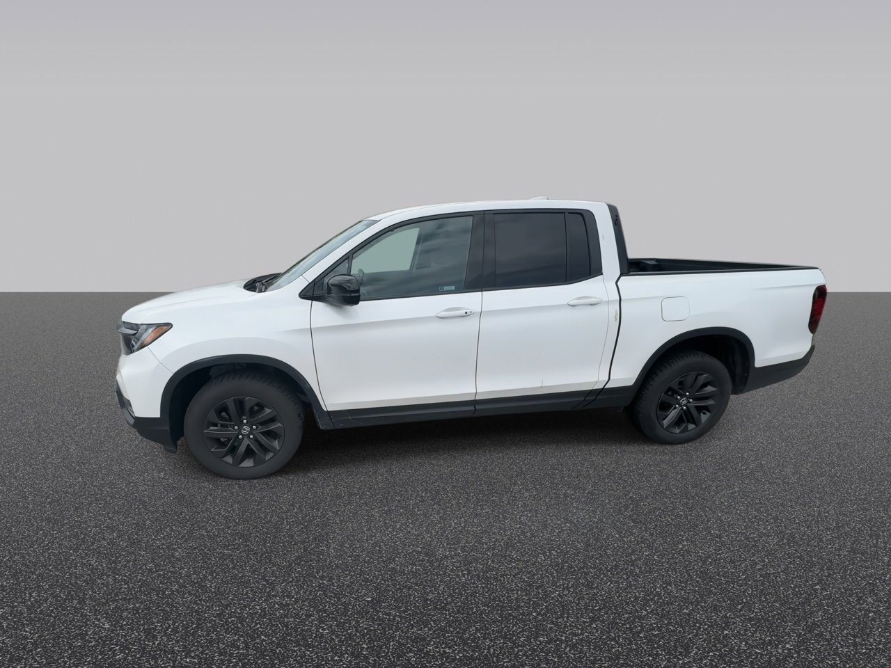 Used 2023 Honda Ridgeline Sport image 4