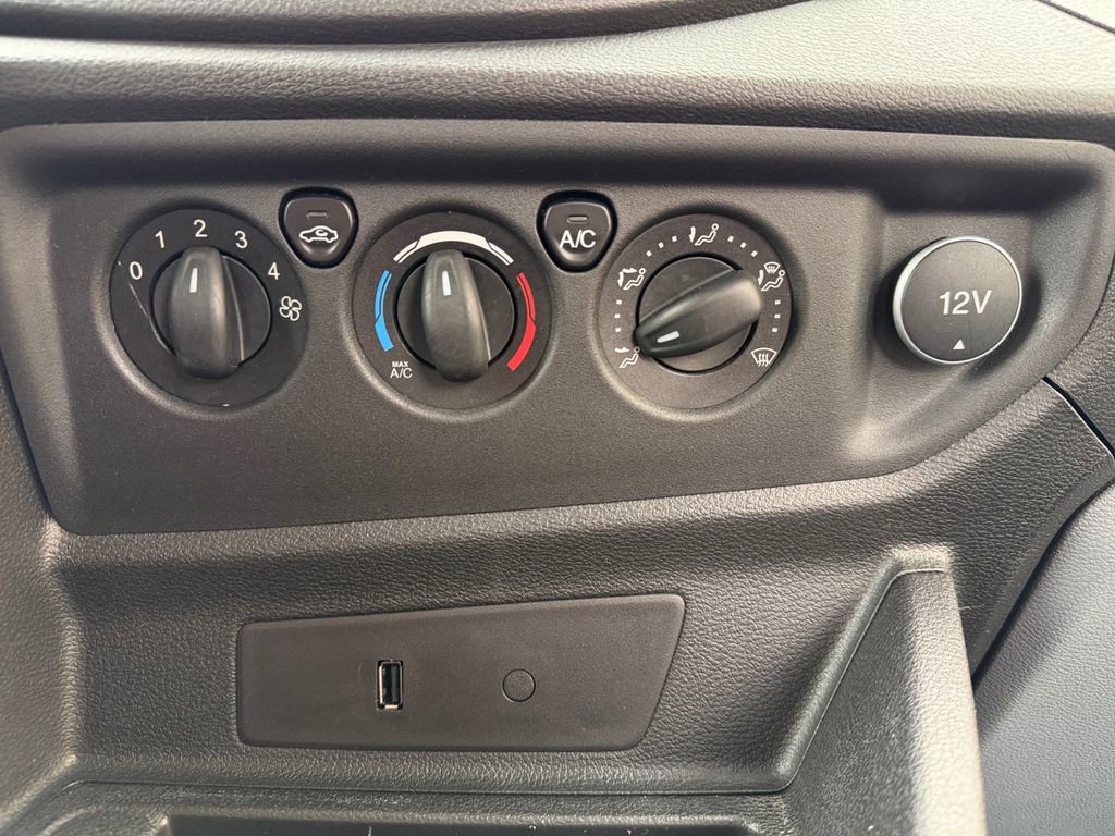 Used 2018 Ford Transit 150 XLT image 25