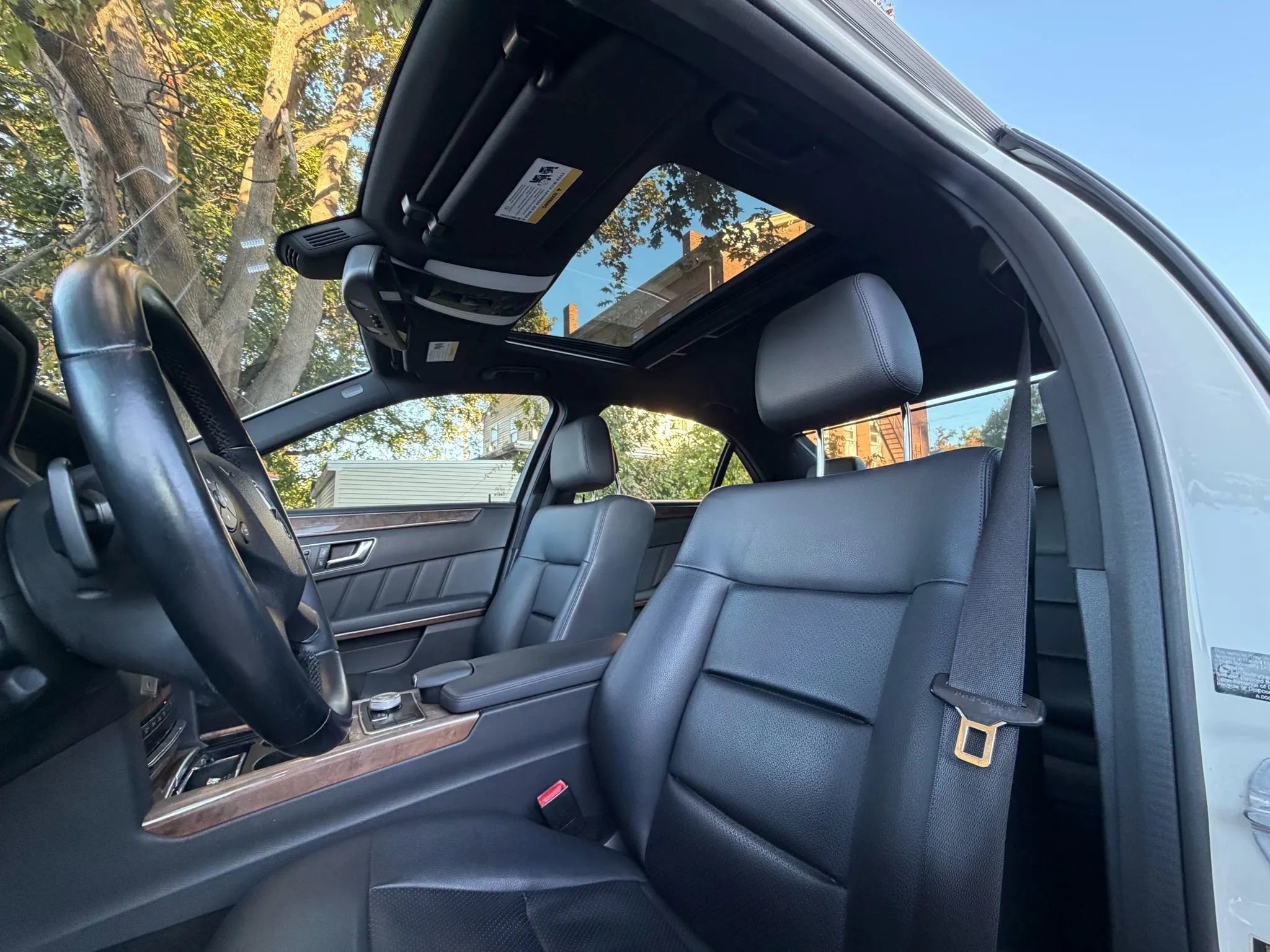 Used 2012 Mercedes-Benz E 350 4MATIC Sedan image 19