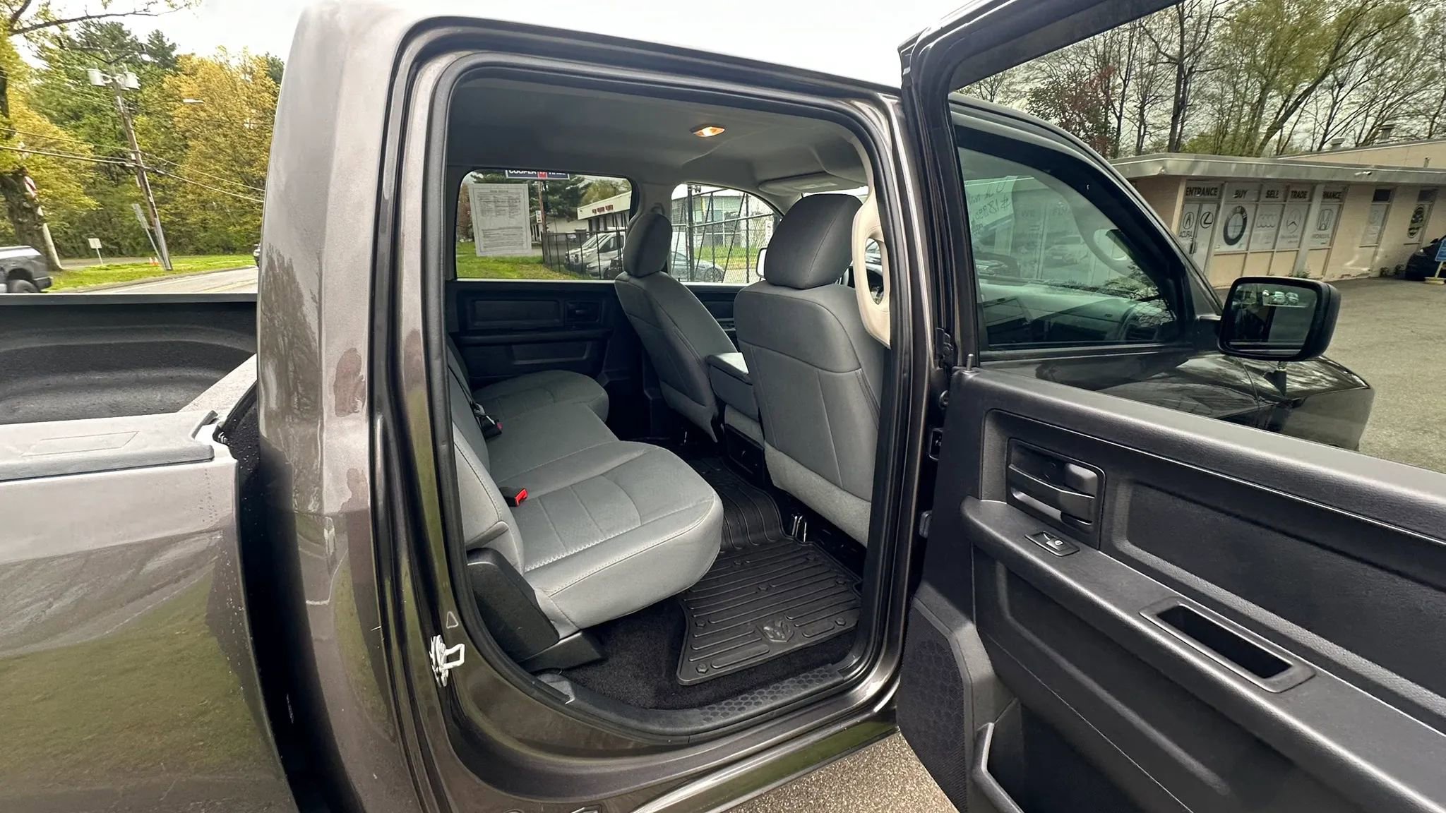 Used 2016 RAM 1500 Express AWD/4WD image 27