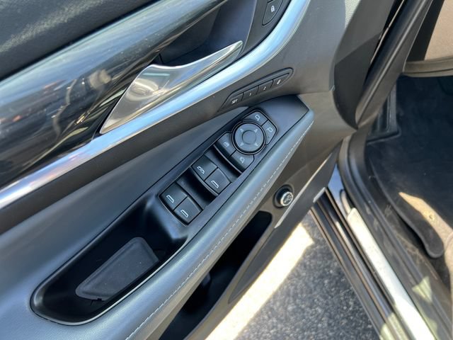 Used 2019 Buick Enclave Premium w/ Experience Buick Package AWD/4WD image 13
