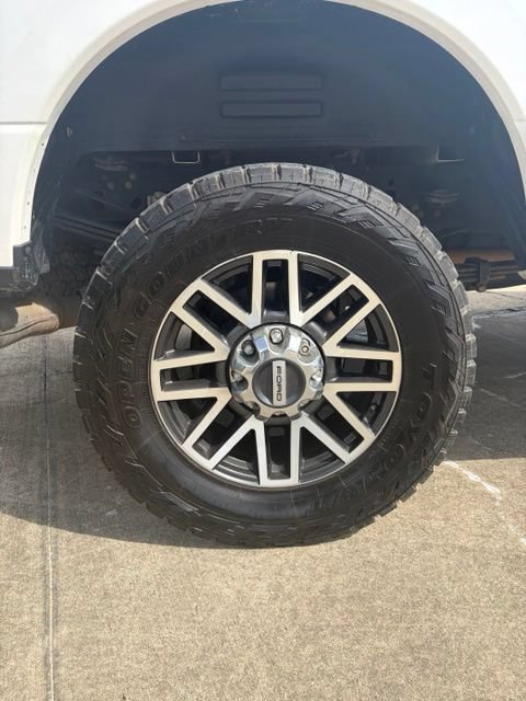 Used 2019 Ford F350 Lariat w/ Lariat Ultimate Package AWD/4WD image 11