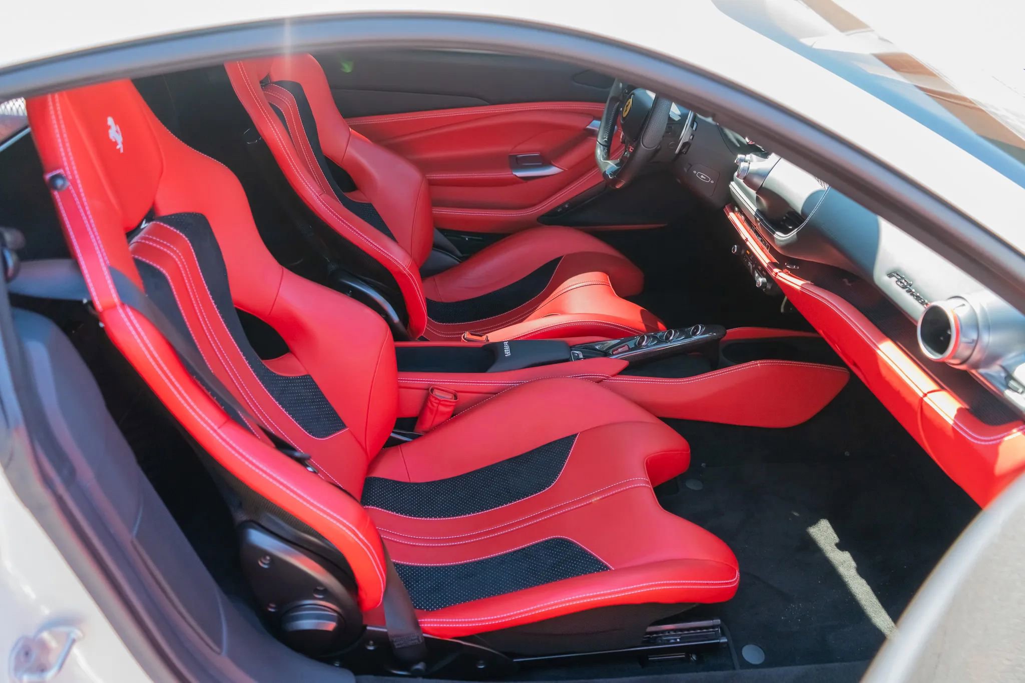 Used 2021 Ferrari F8 Tributo image 65