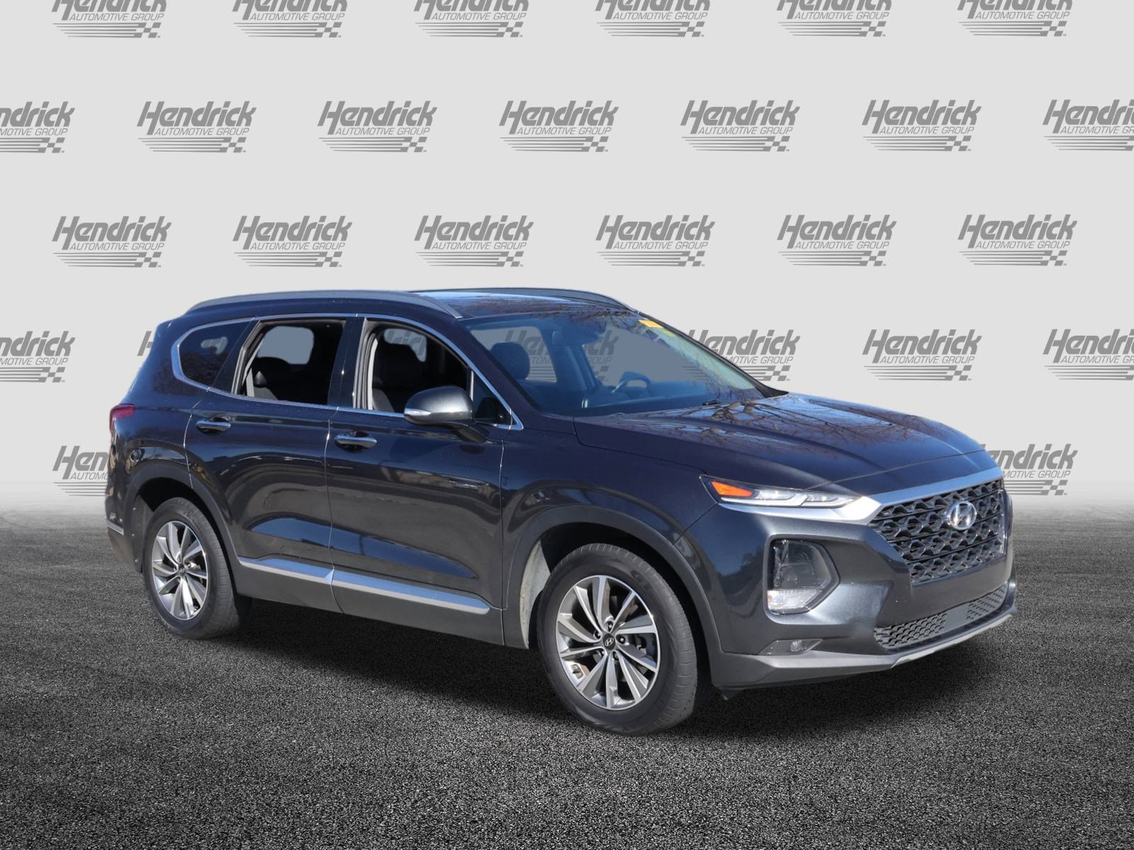 Used 2020 Hyundai Santa Fe SEL w/ Convenience + Premium Package image 2