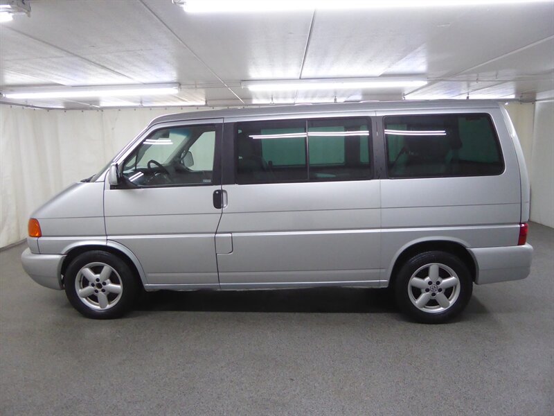 Used 2002 Volkswagen Eurovan MV FWD image 4