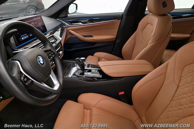 Used 2023 BMW 530e w/ Premium Package RWD image 25