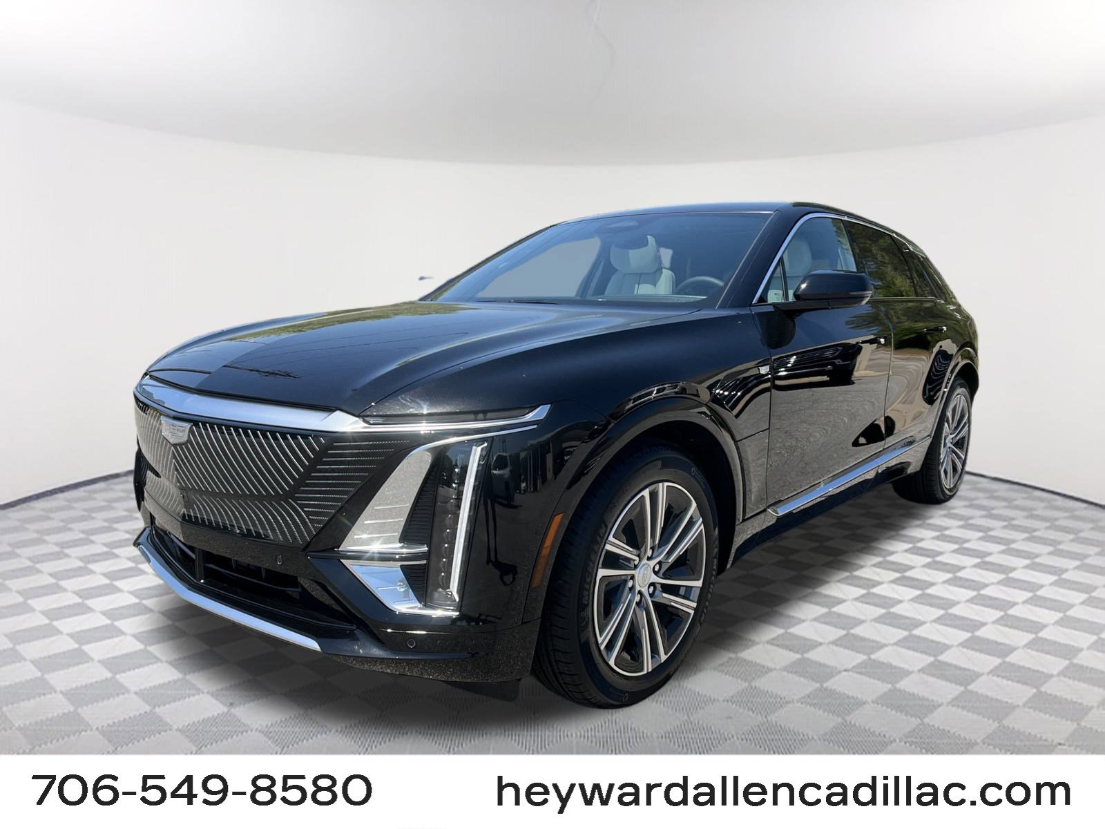 New 2025 Cadillac Lyriq Luxury image 1