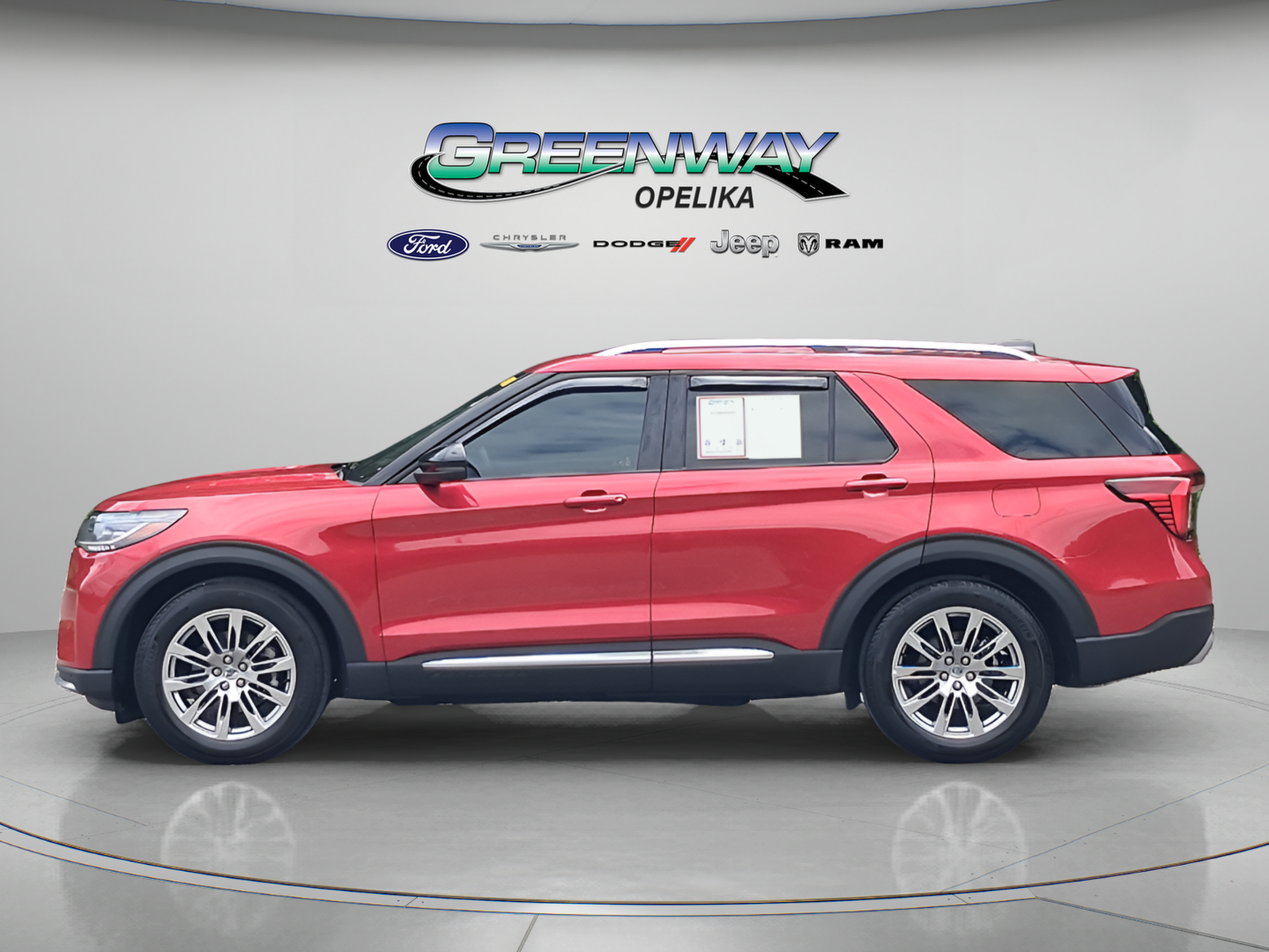 Used 2026 Ford Explorer Platinum RWD image 4