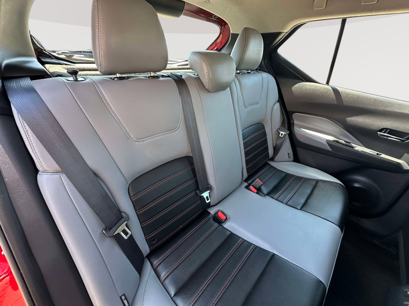 Used 2023 Nissan Kicks SR w/ SR Premium Package image 24