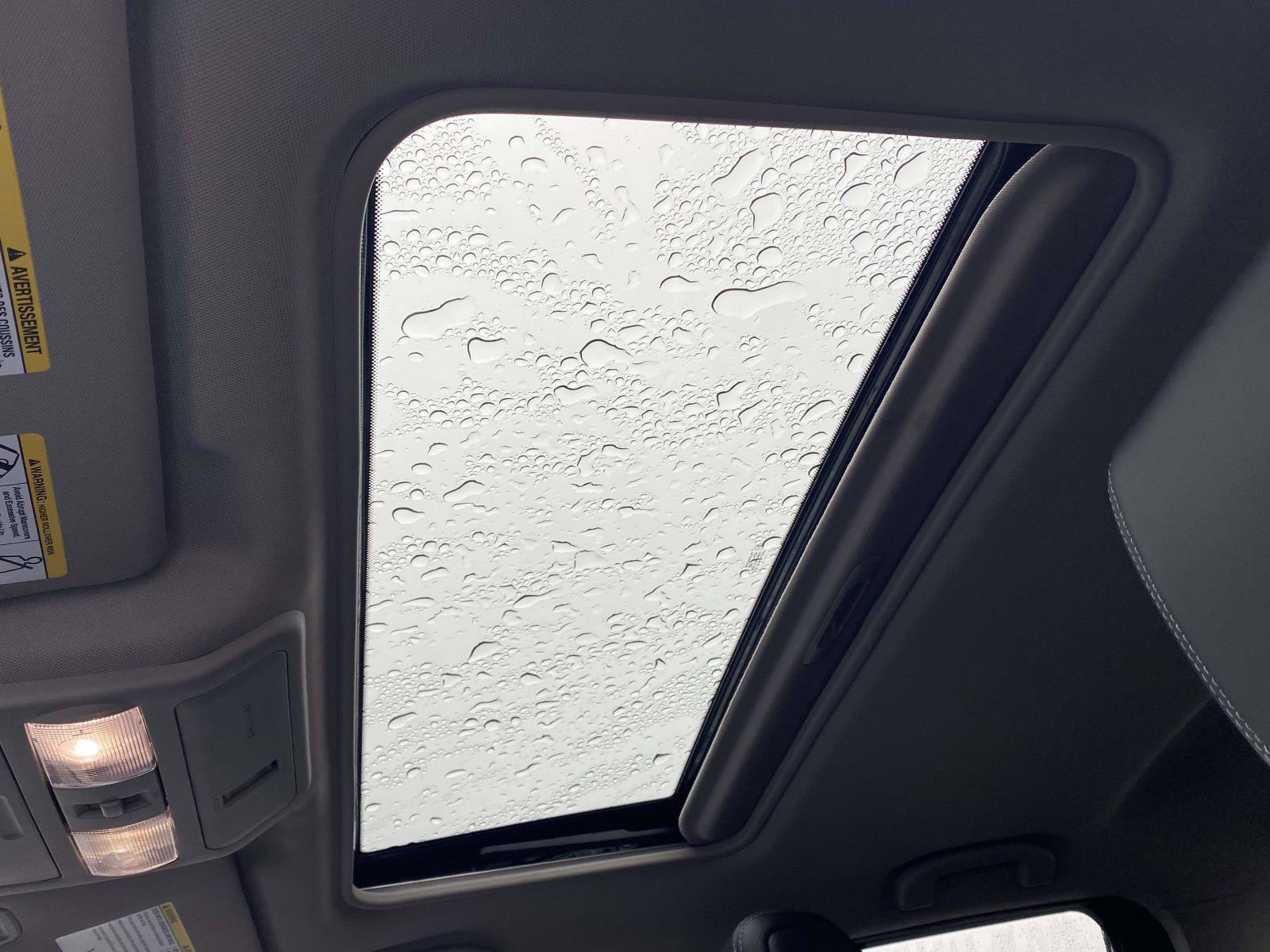 Used 2024 Nissan Frontier SL image 19