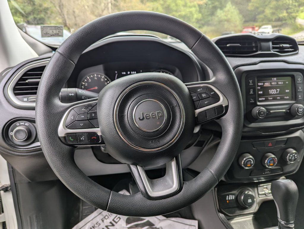 Used 2019 Jeep Renegade Sport w/ Sport Appearance Group AWD/4WD image 10