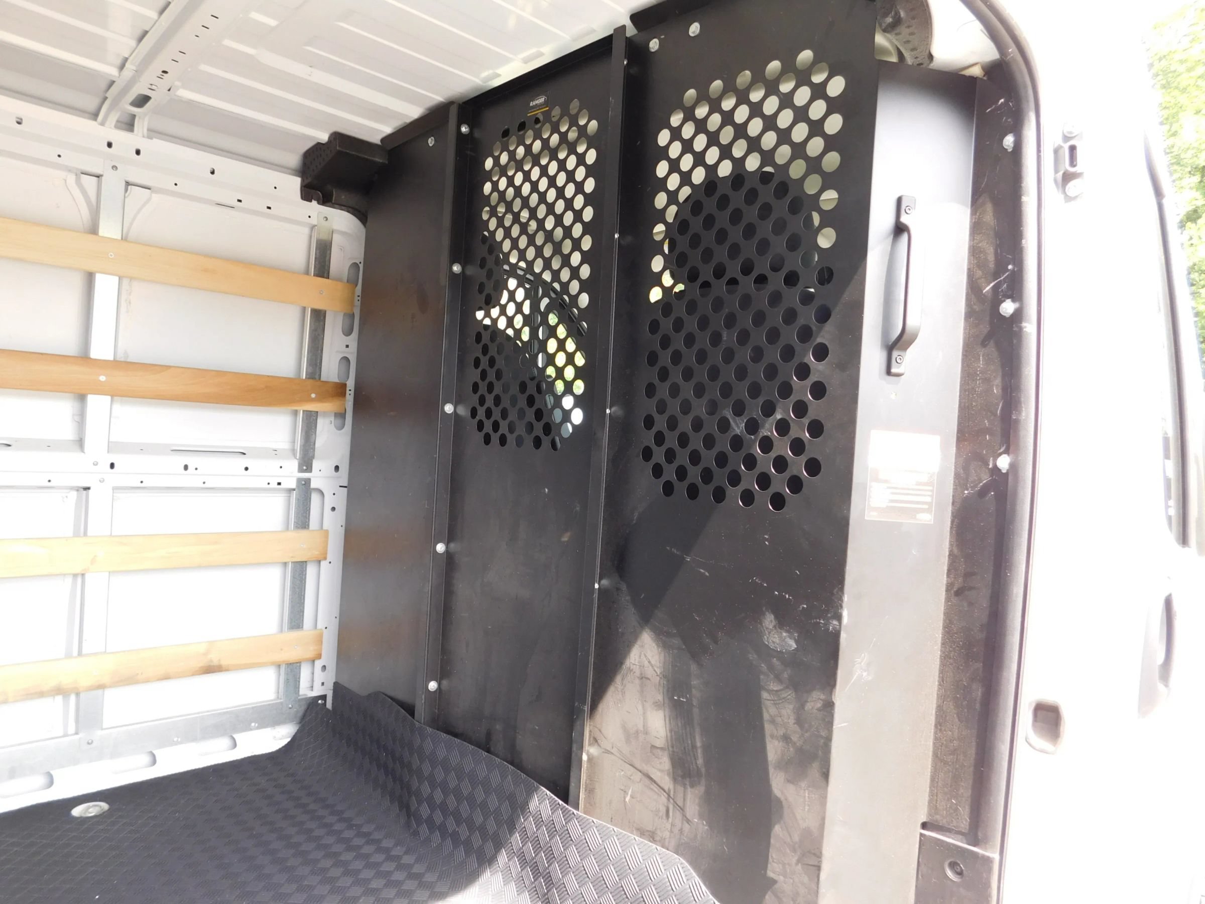Used 2025 RAM ProMaster 2500 w/ U-Haul Equipment Group FWD image 10
