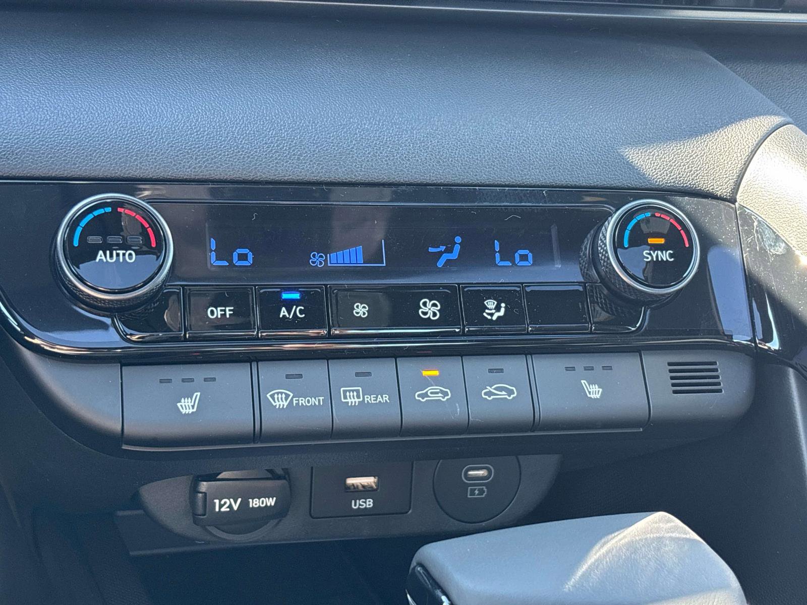 New 2026 Hyundai Elantra SEL Sport Premium image 11