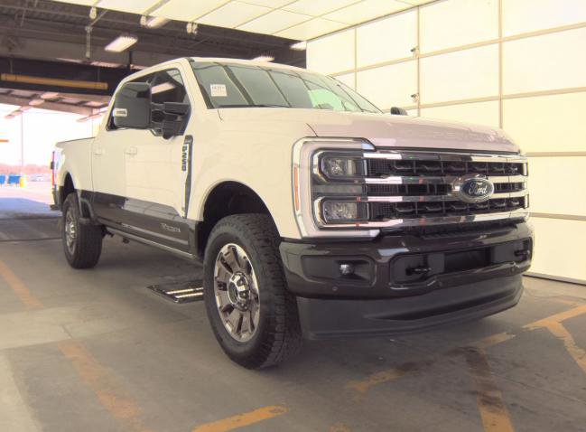 Used 2024 Ford F250 King Ranch w/ FX4 Off-Road Package image 5