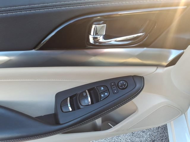 Used 2020 Nissan Maxima 3.5 SL w/ Floor Mat Group FWD image 12