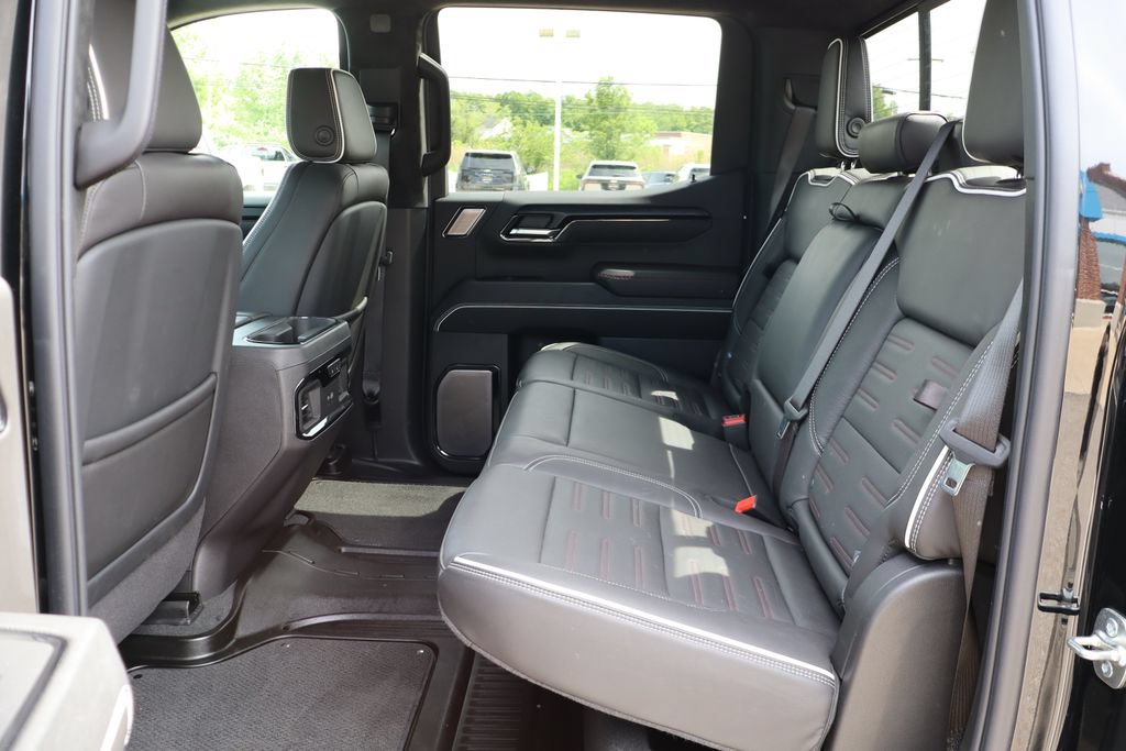 Used 2025 GMC Sierra 1500 AT4X AWD/4WD image 50