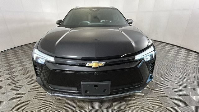 Used 2025 Chevrolet Blazer EV LT AWD/4WD image 7