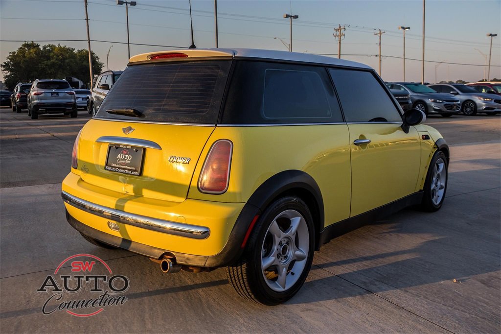 Used 2004 MINI Cooper S image 4