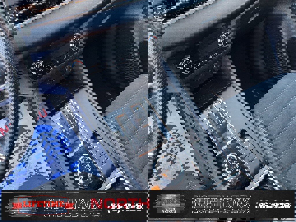 Used 2024 Mitsubishi Outlander SE image 10