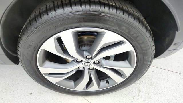 Used 2024 Jaguar E-PACE R-Dynamic SE image 57