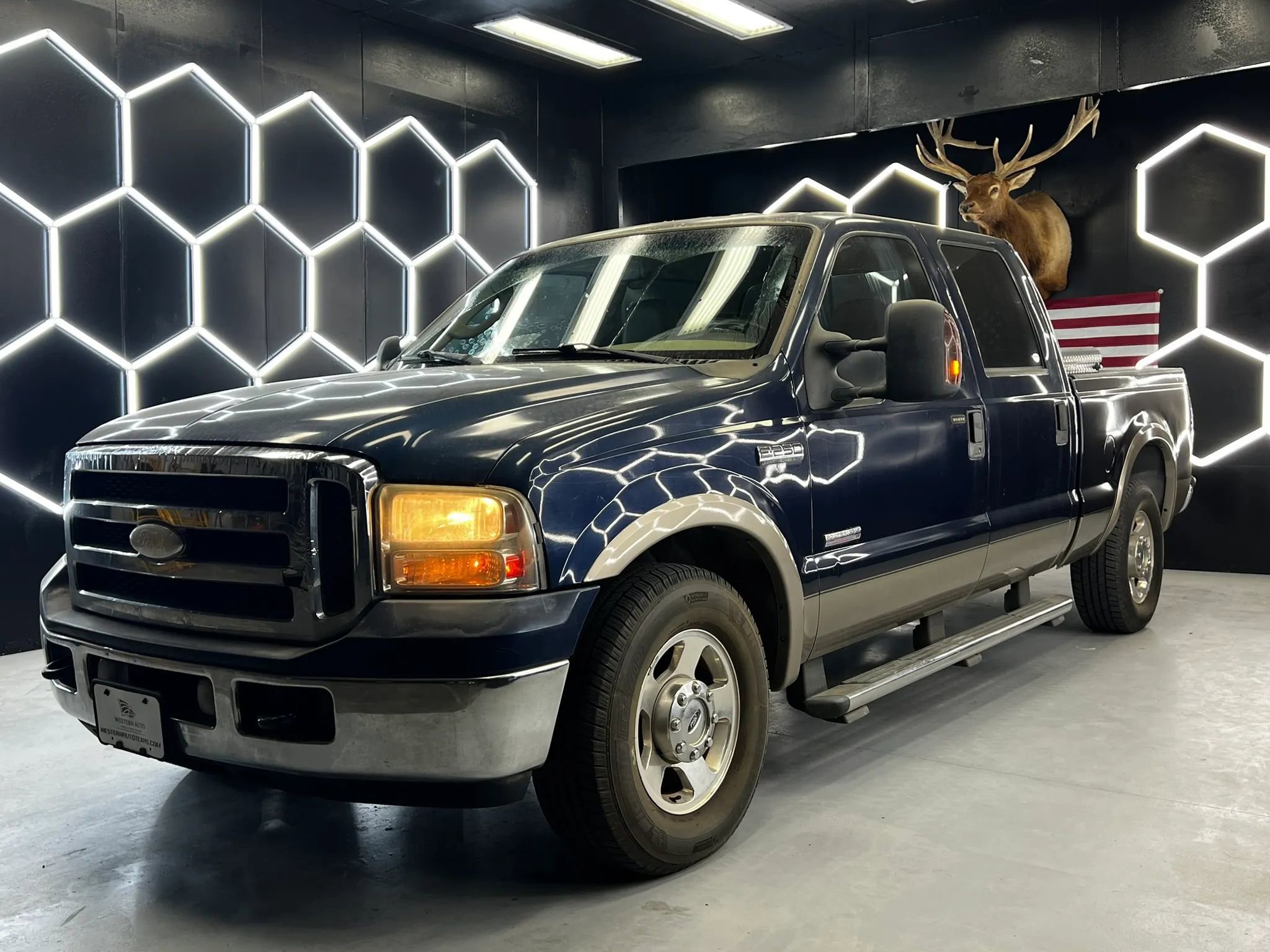 Used 2006 Ford F250 Lariat image 1