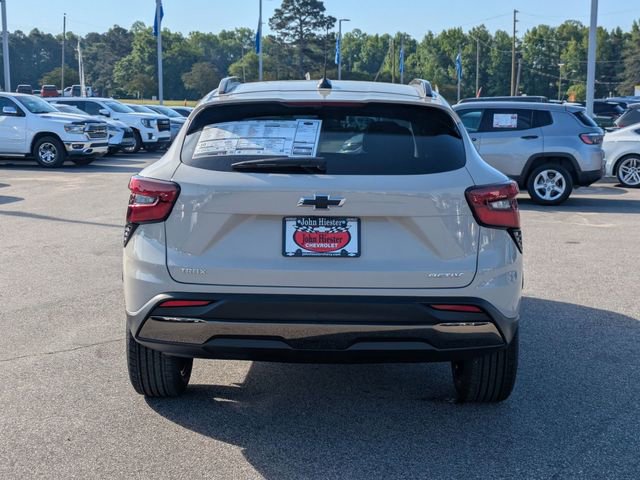 New 2026 Chevrolet Trax ACTIV w/ Sunroof Package FWD image 4