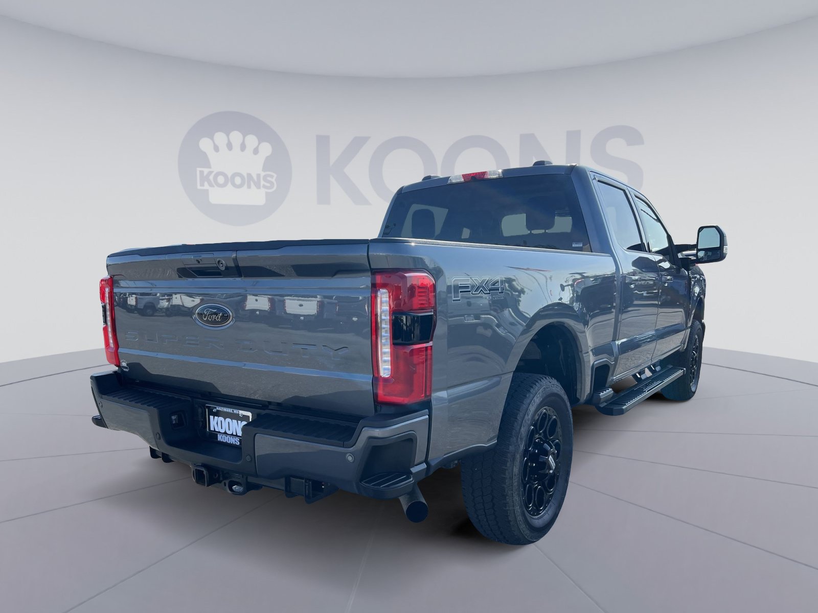 Used 2025 Ford F250 Lariat w/ Black Appearance Package AWD/4WD image 7