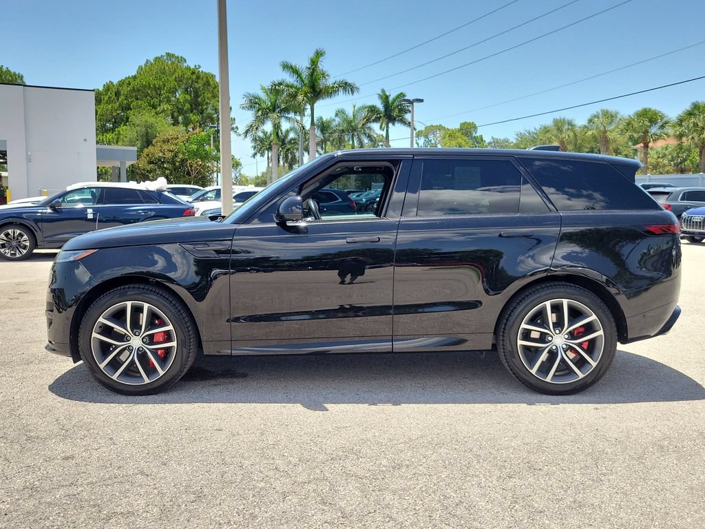 Used 2023 Land Rover Range Rover Sport First Edition AWD/4WD image 7